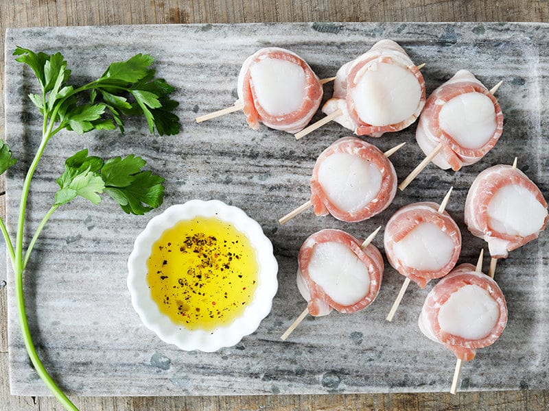 Bacon Wrapped Colossal Scallops - 8ct image